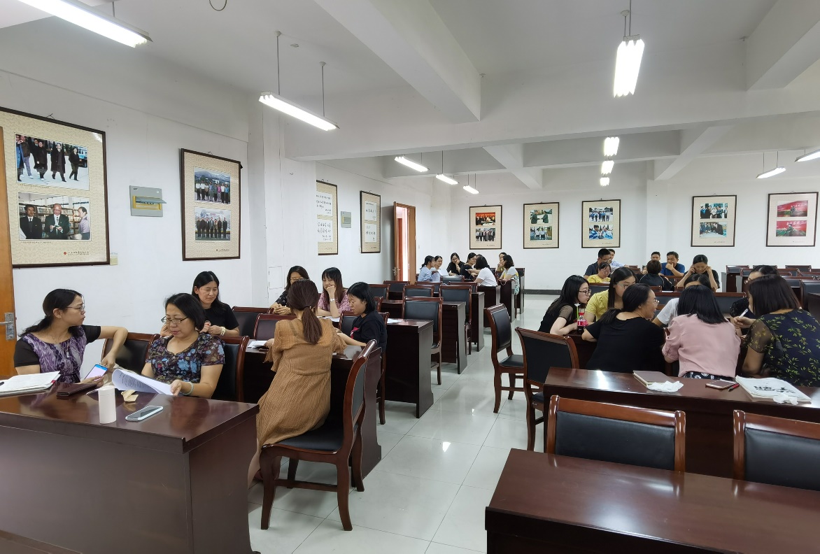 09620aab12c54efcb53919534e761c58.Jpeg
